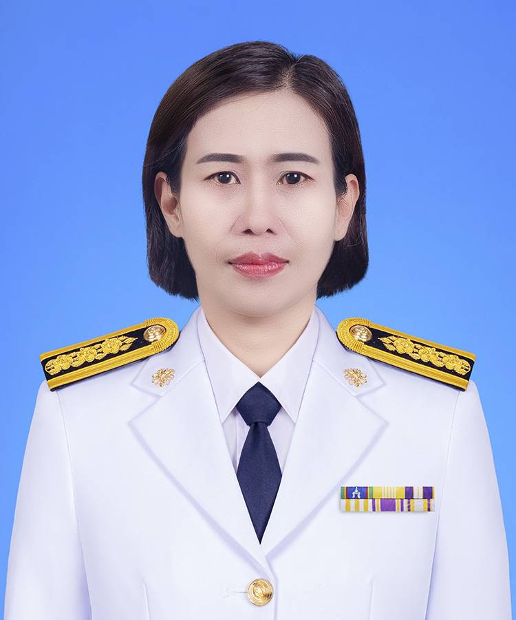 นางสาวพรทิพย์ ชุมบัวจันทร์
