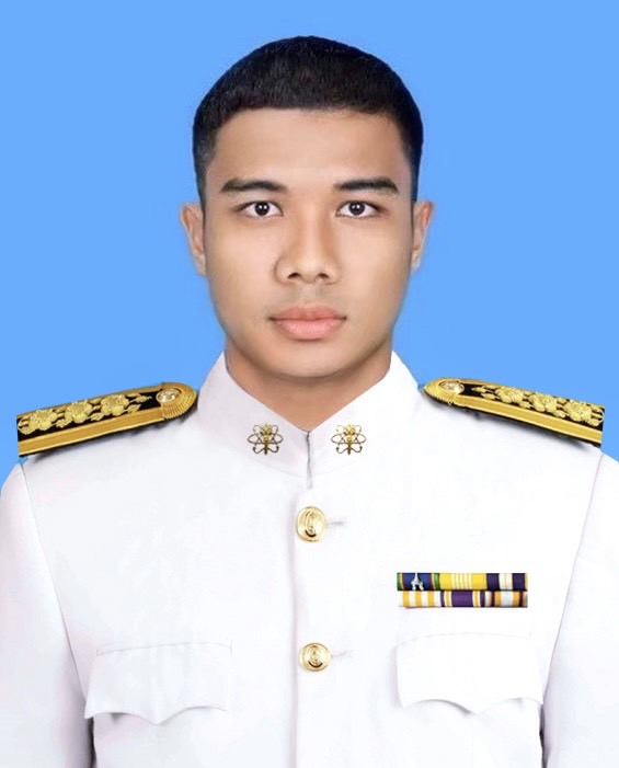นายอดิศร แก้วพะวงศ์